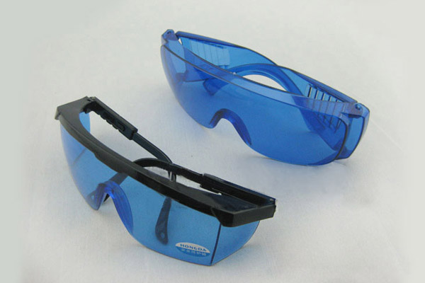 occhiali di protezione laser