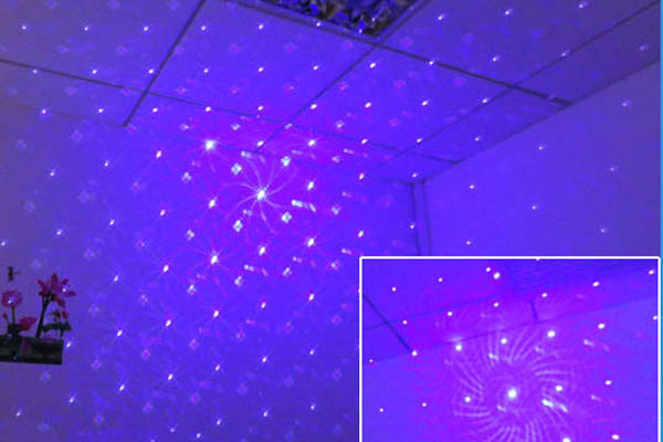 Proiettore laser blu scena di luce rapida